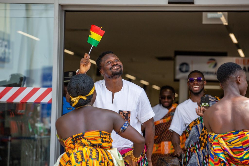 Read more about the article Black Stars made a vibrant entrance in Ivory Coast, adorned in bold Kente