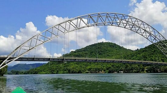 Read more about the article Adomi Bridge (Volta Bridge)